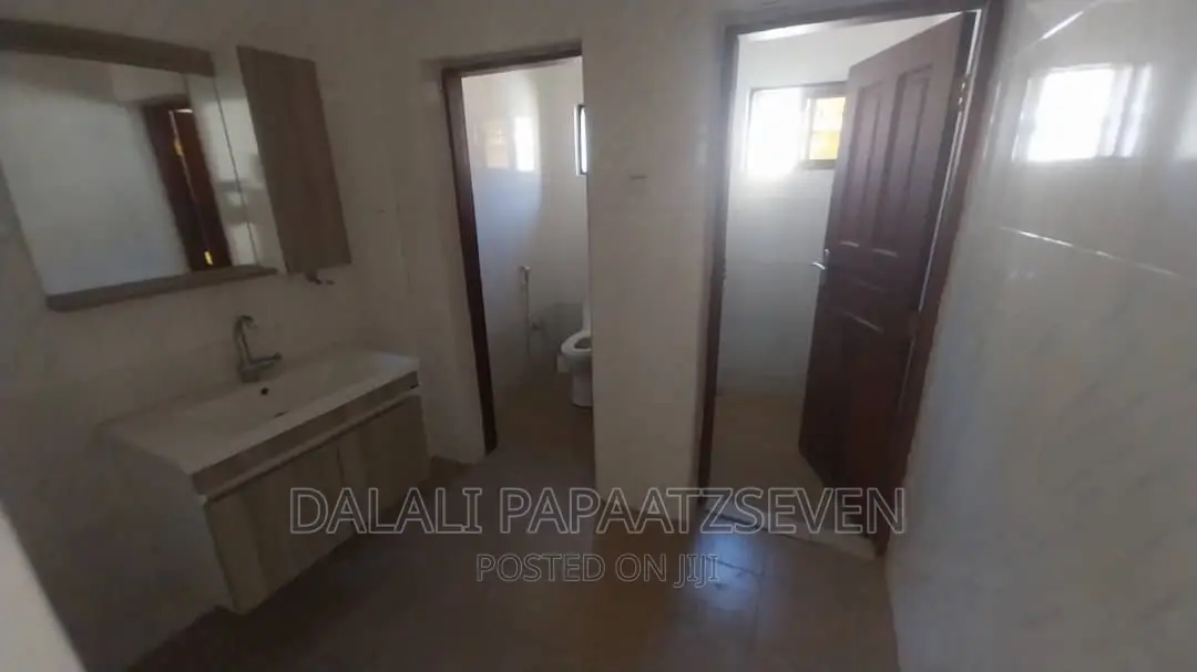 3bdrm House in Dalalipapaatzseven, Mbezi Beach for rent