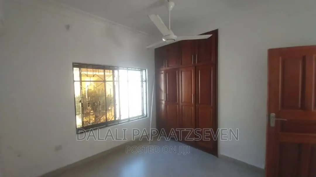 3bdrm House in Dalalipapaatzseven, Mbezi Beach for rent