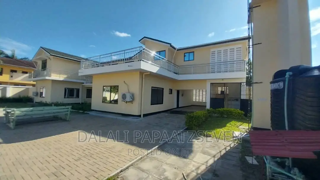3bdrm House in Dalalipapaatzseven, Mbezi Beach for rent