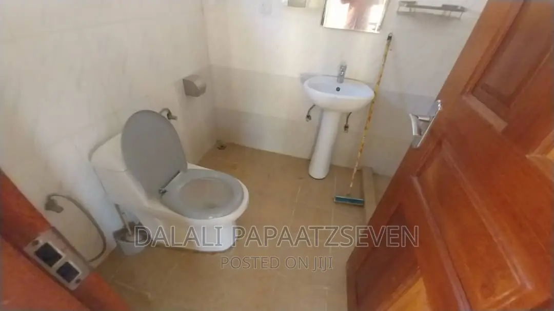 3bdrm House in Dalalipapaatzseven, Mbezi Beach for rent