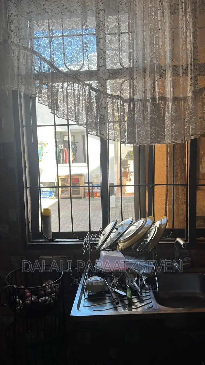 Furnished 4bdrm House in Dalalipapaatzseven, Mikocheni for sale