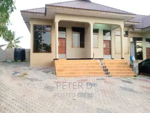1bdrm Apartment in Kimara for rent