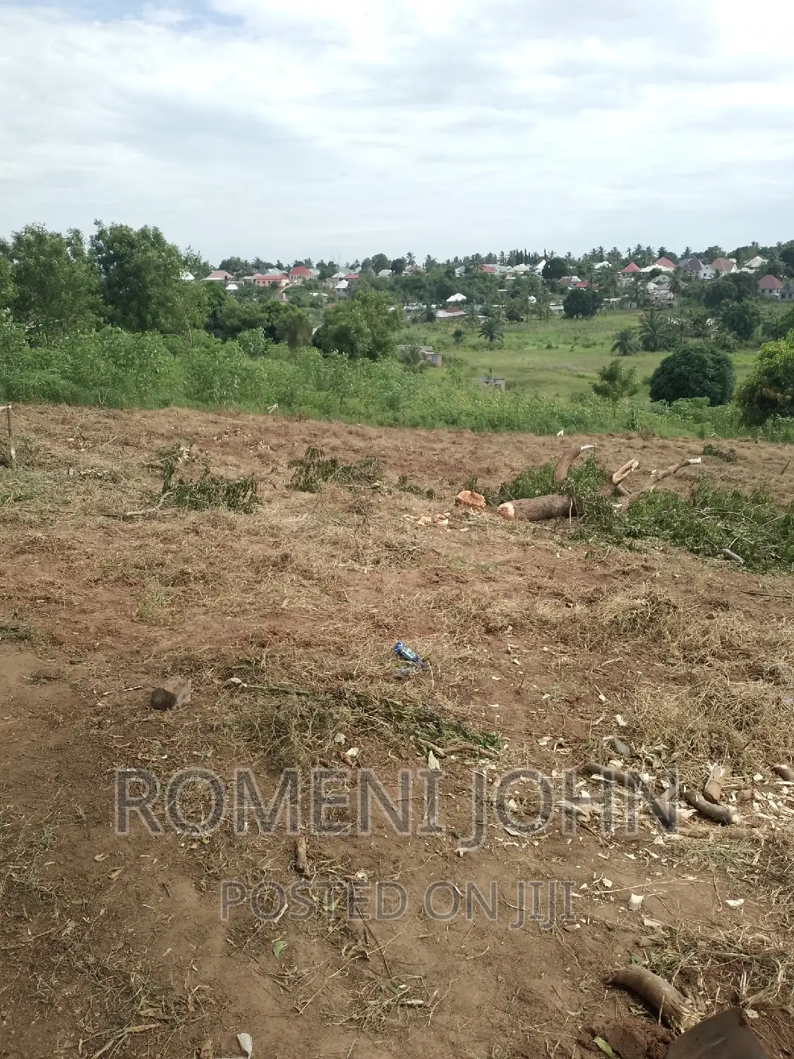 Kiwanja Sqmita 200 Kinauzwa Ml 2.8 Chanika Buyuni.