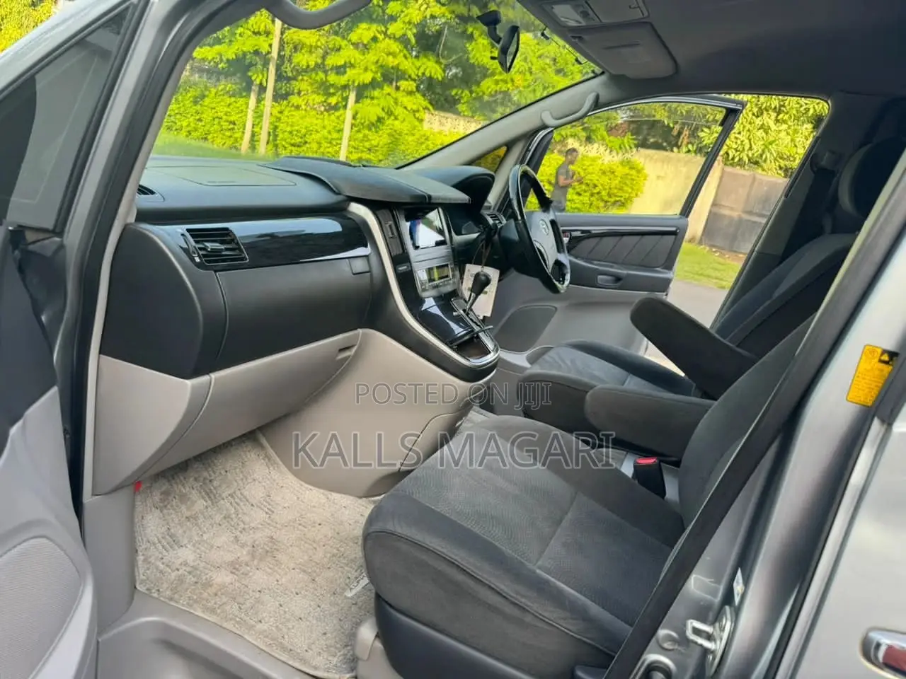 Toyota Alphard 2007 Gray