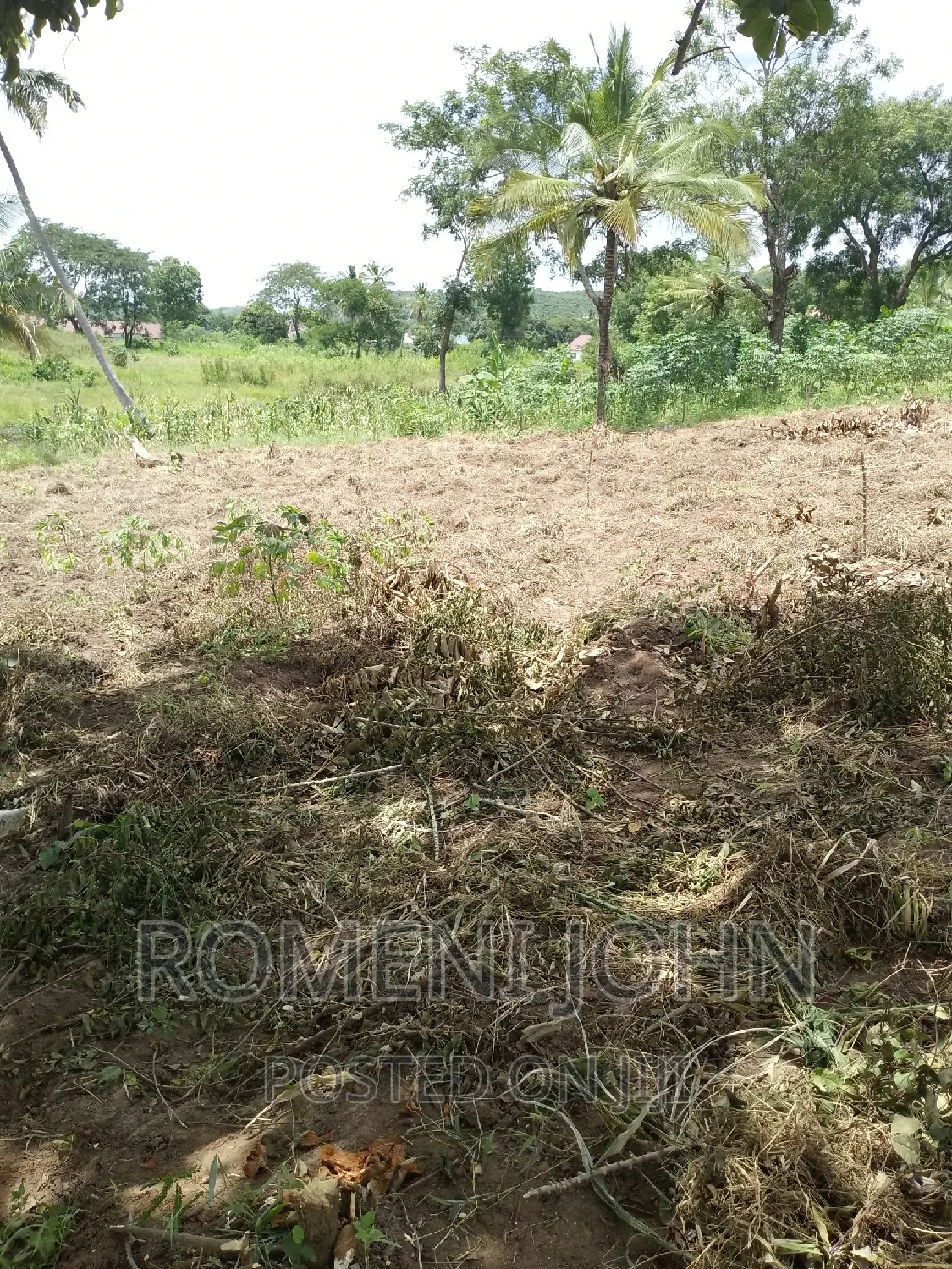 Kiwanja Sqmita 200 Kinauzwa Ml 3.4 Chanika Buyuni.