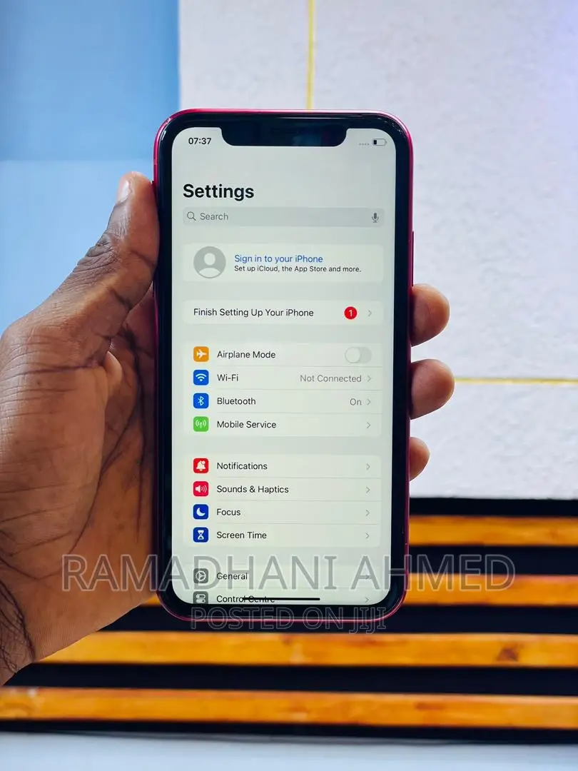 Apple iPhone 11 64 GB Red