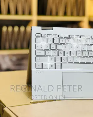 New Laptop HP Envy 13 16GB Intel Core I7 SSD 512GB