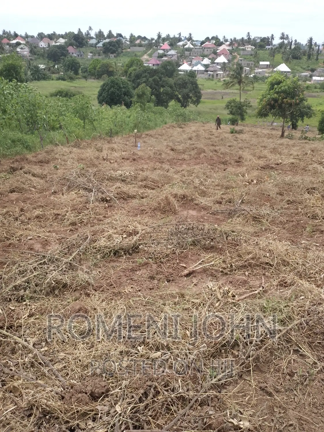 Kiwanja Sqmita 200 Kinauzwa Ml 3.7 Chanika Buyuni.