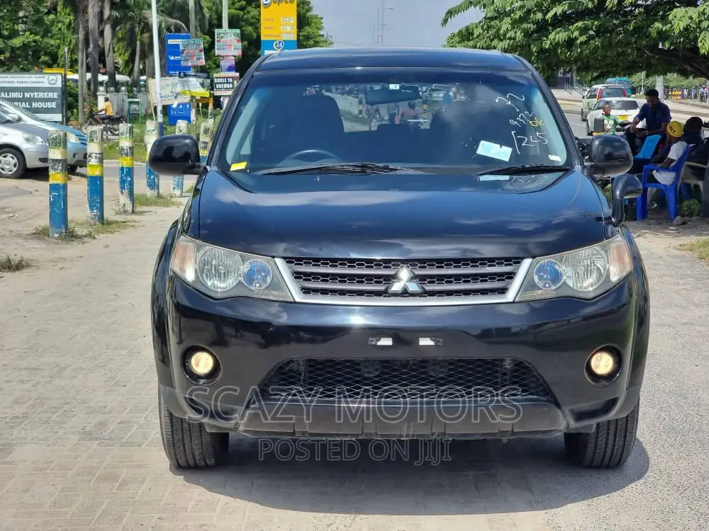 Mitsubishi Outlander 2010 Black