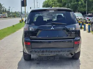 Mitsubishi Outlander 2010 Black