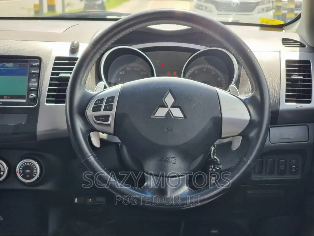 Mitsubishi Outlander 2010 Black
