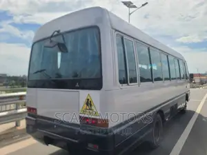 Mitsubishi Fuso Rosa 1999