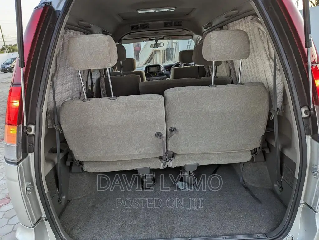 Toyota Lite-Ace 2000 Pearl