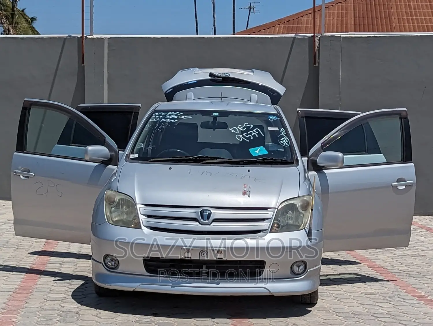Toyota IST 2005 Silver