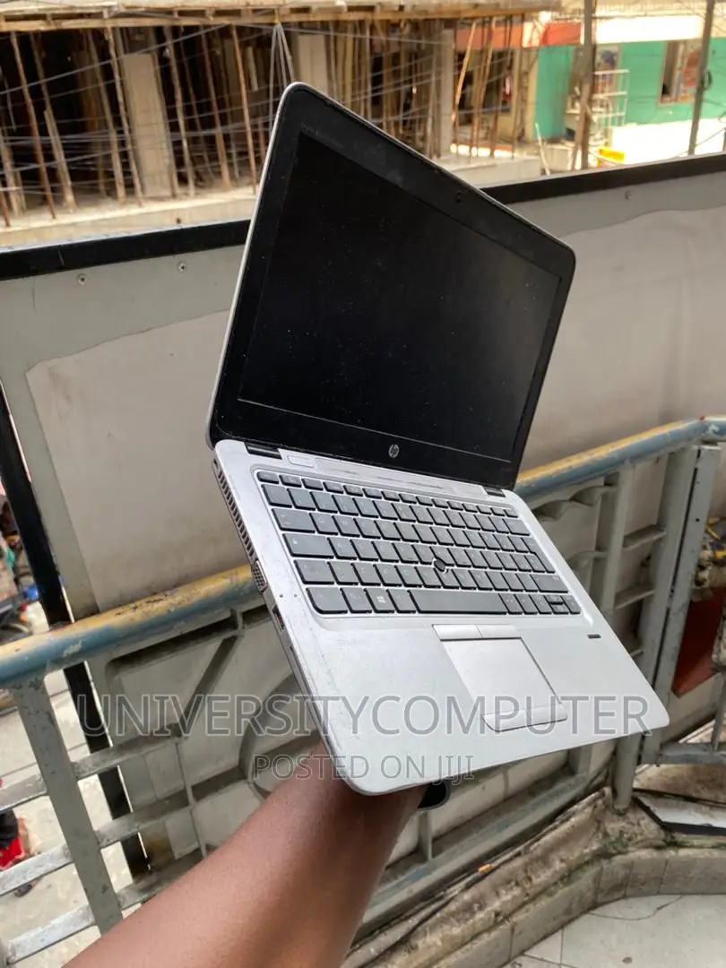 Laptop HP EliteBook 820 G3 8GB Intel Core I5 HDD 500GB