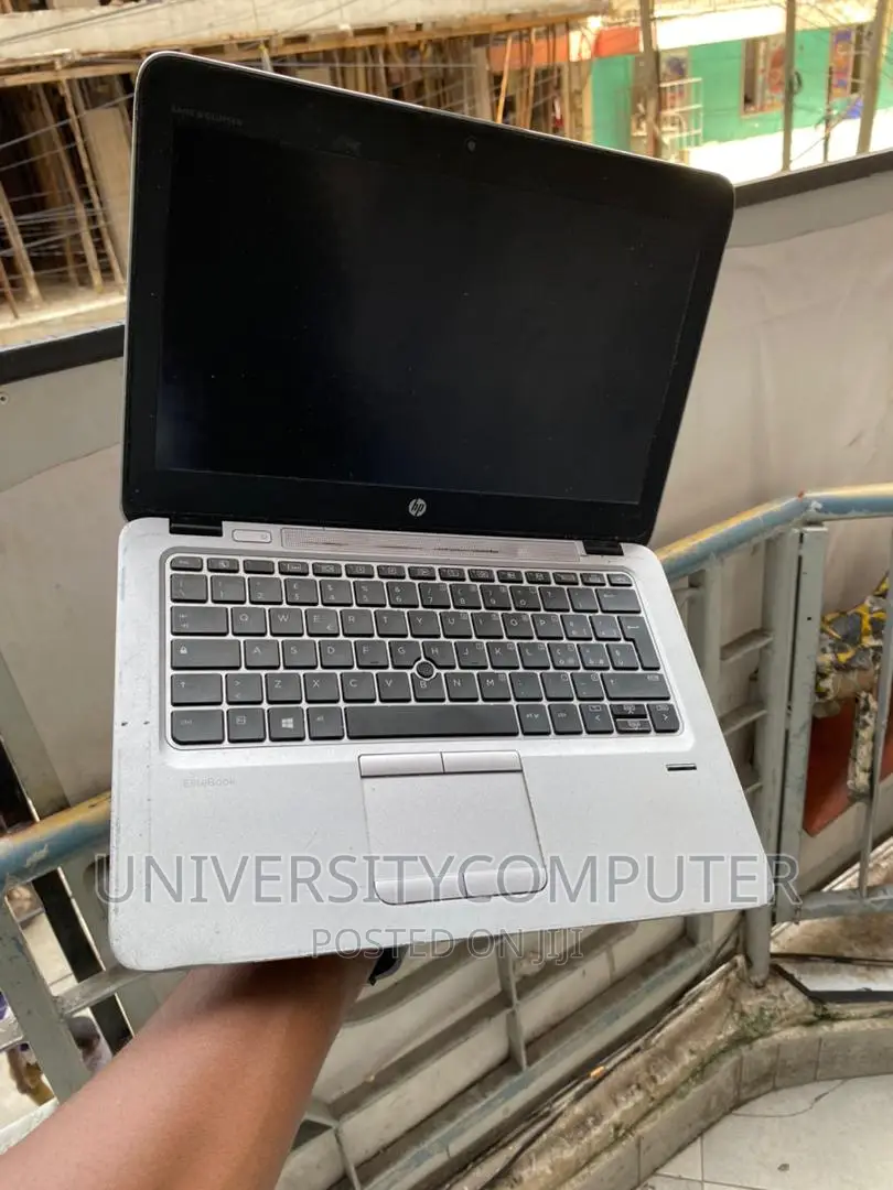 Laptop HP EliteBook 820 G3 8GB Intel Core I5 HDD 500GB