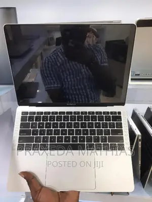 Laptop Apple MacBook Air 2018 8GB Intel Core I5 SSD 256GB