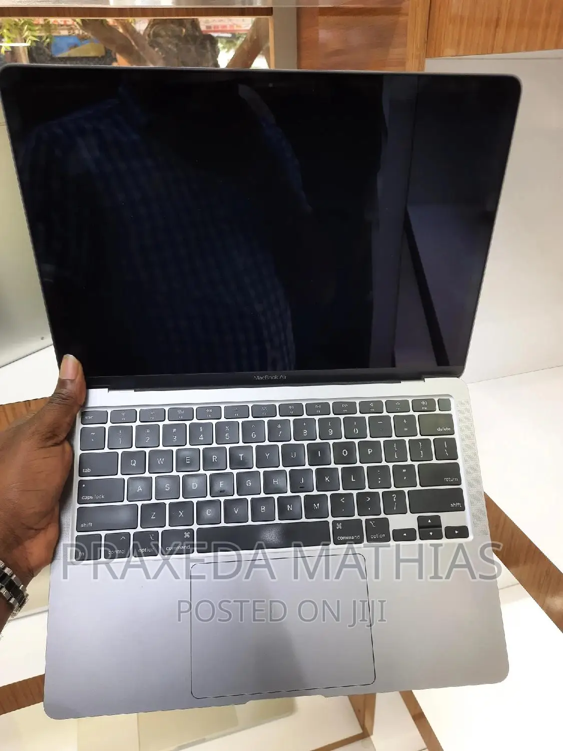 Laptop Apple MacBook Air 2020 16GB Intel Core I7 SSD 256GB