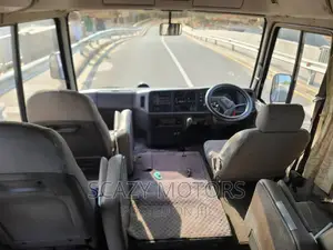Mitsubishi Fuso Rosa 1999