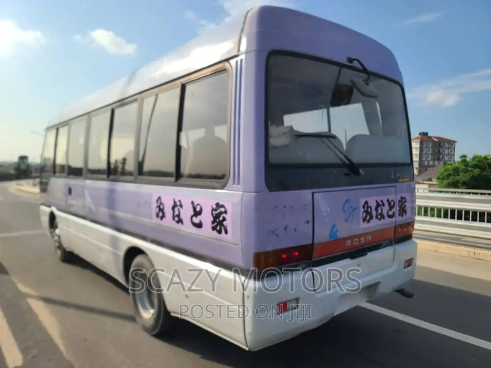 Mitsubishi Fuso Rosa 1999