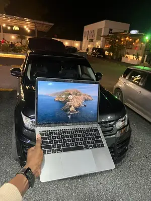 Laptop Apple MacBook Pro 2017 16GB Intel Core I7 SSD 256GB