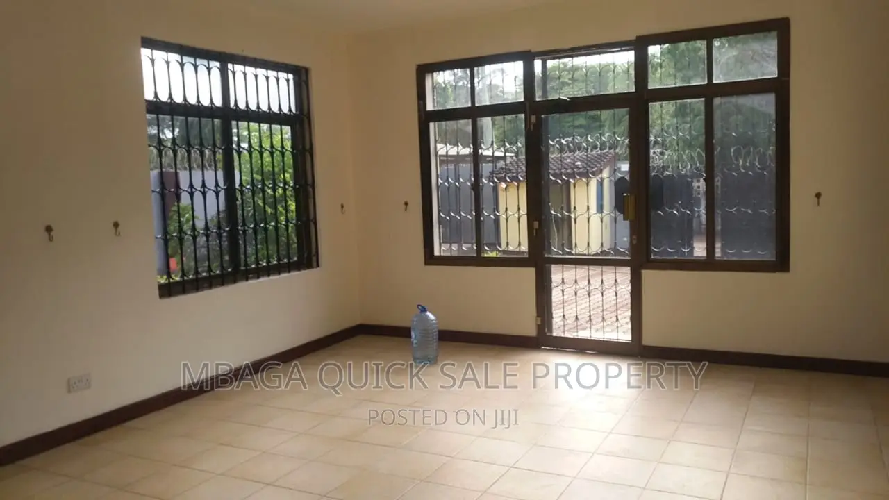5bdrm House in Masaki for rent