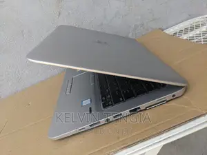Laptop HP EliteBook 820 G3 8GB Intel Core I5 SSD 256GB