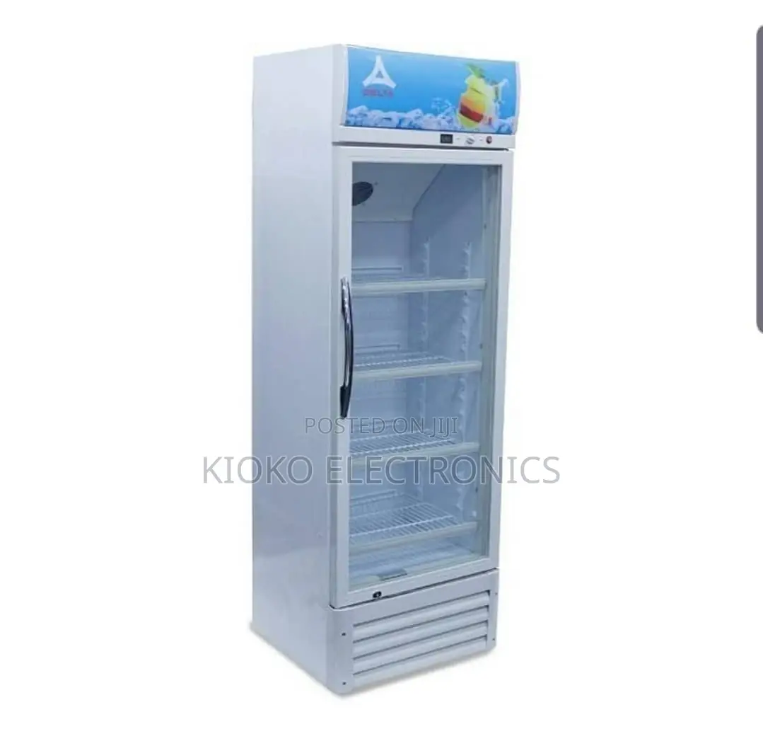 Delta Standing Show Case