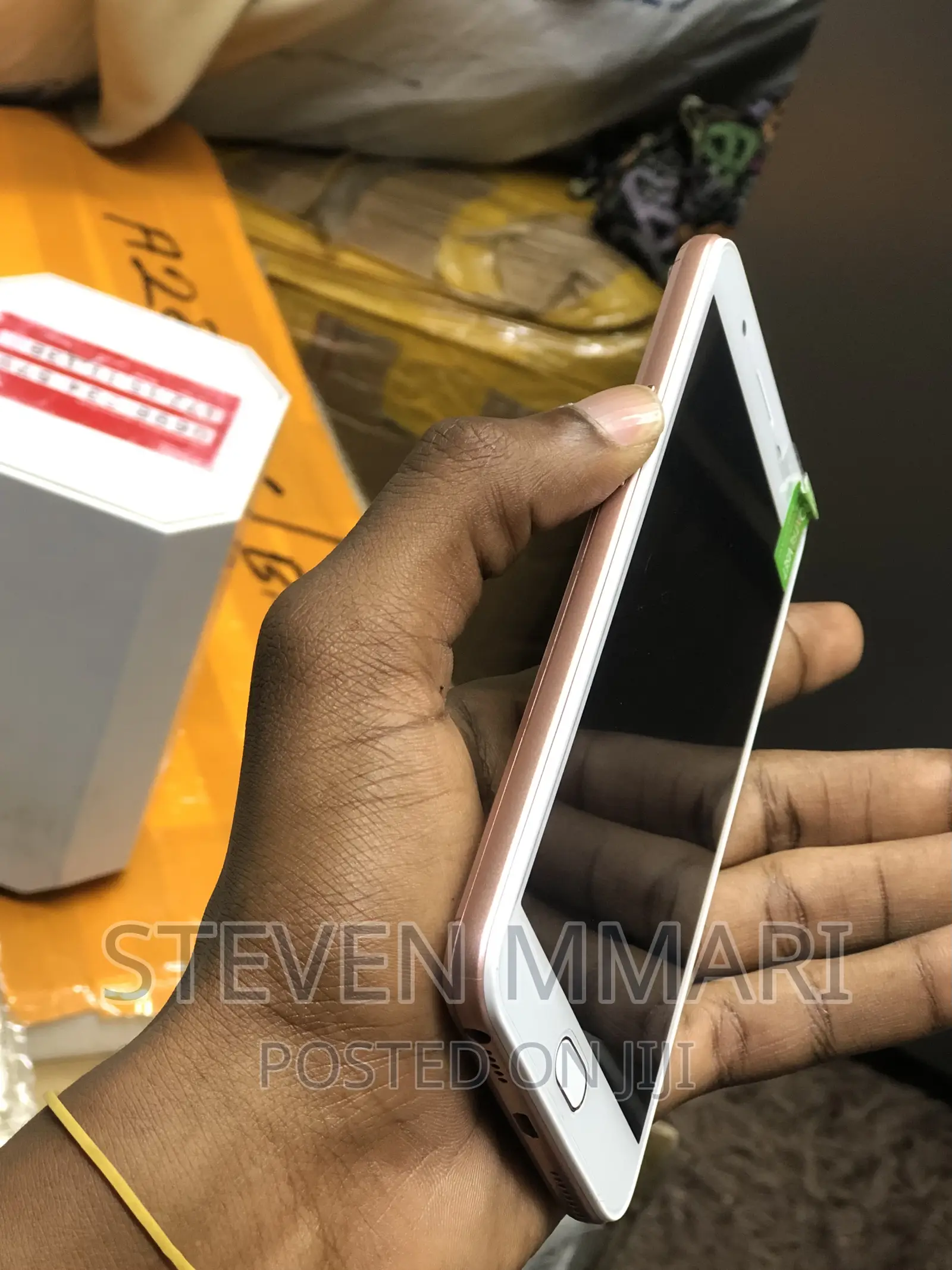 Oppo F1s 64 GB Gold