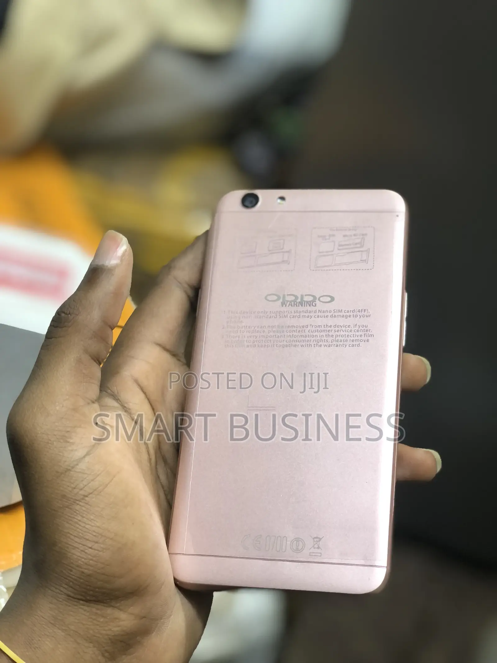 Oppo F1s 64 GB Gold