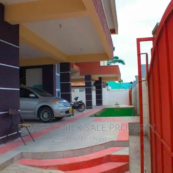 3bdrm Apartment in 3  Bed Room Brand for rent