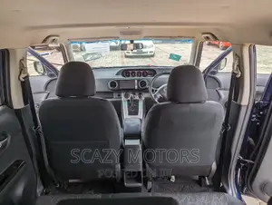 Toyota Corolla Rumion 2012 Blue