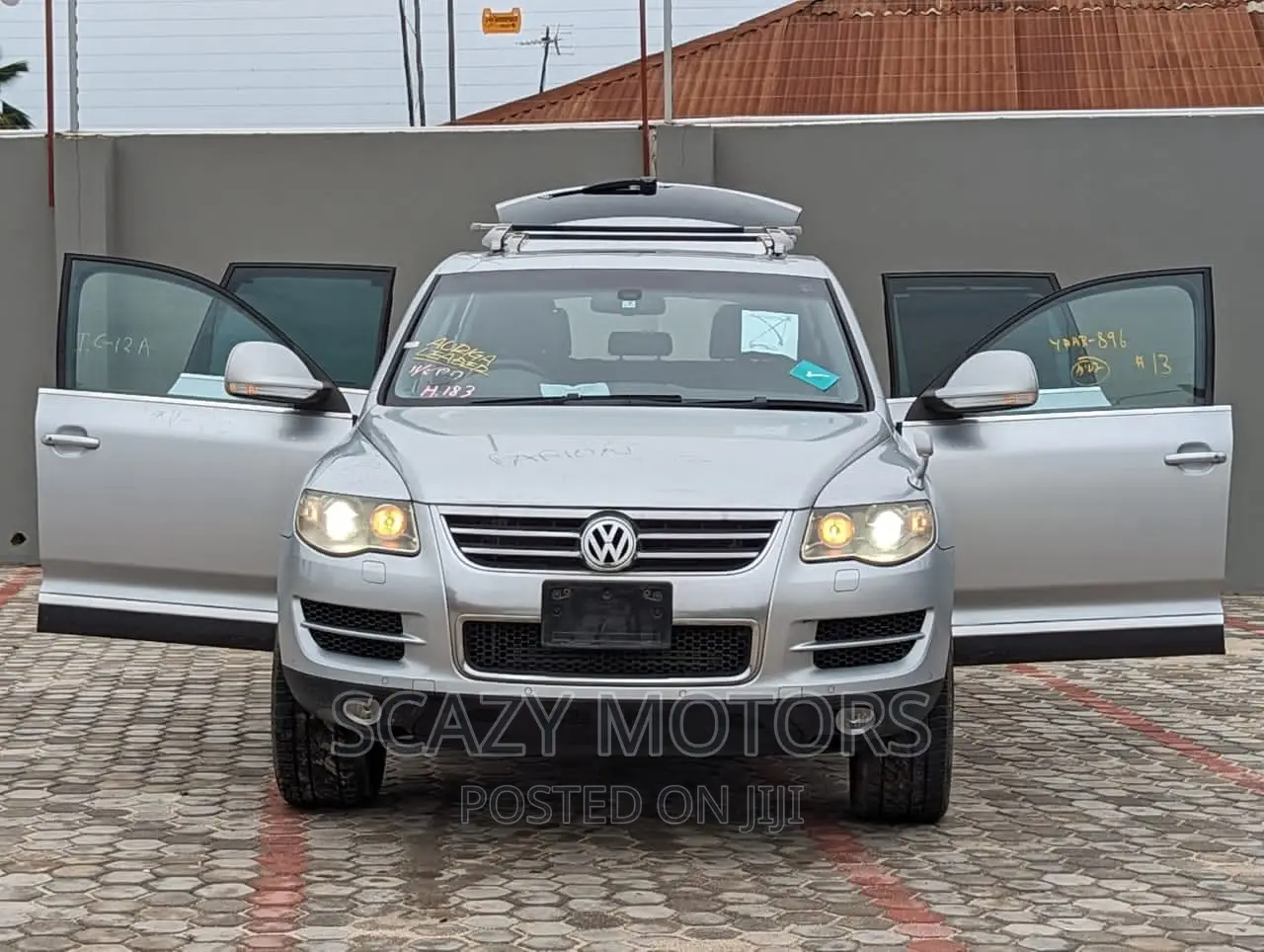 Volkswagen Touareg 2010 Silver