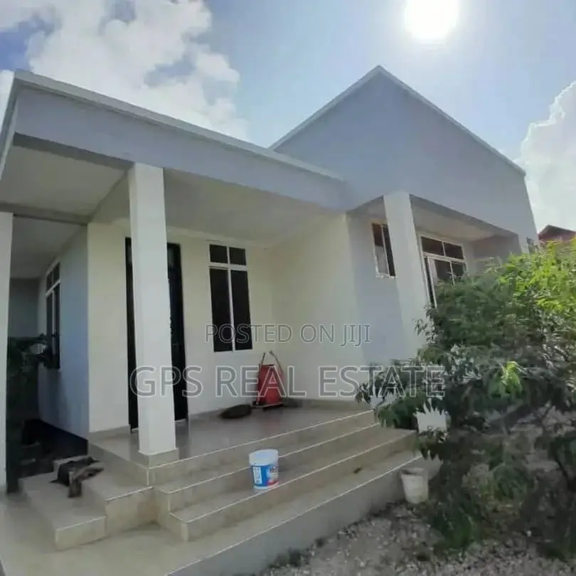 3bdrm House in Kibada, Kigamboni for sale