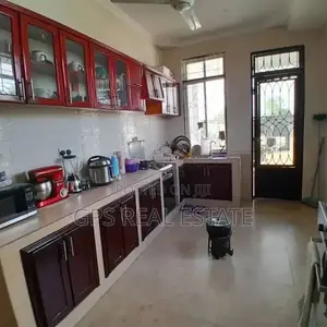 3bdrm House in Kibada, Kigamboni for sale
