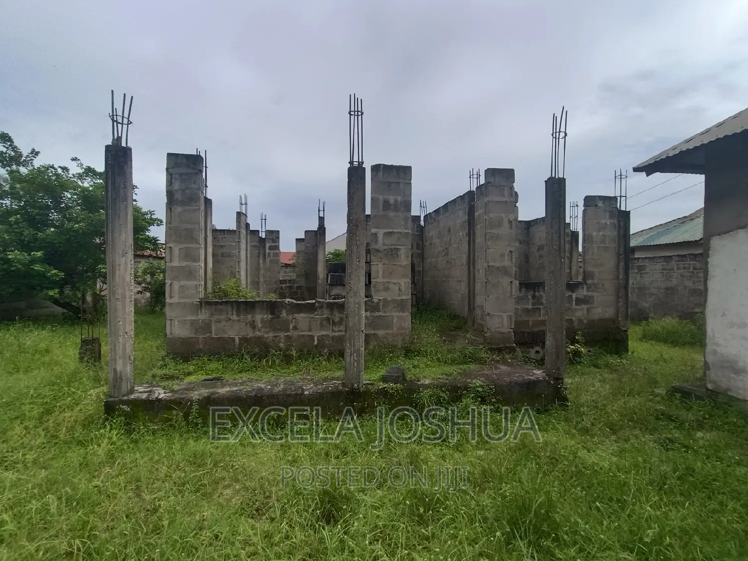 5bdrm House in Excela Joshua, Kitunda for sale