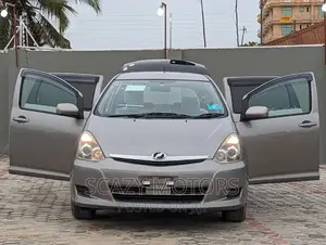 Toyota Wish 2006 Gray