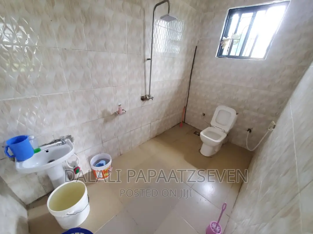 3bdrm House in Dalalipapaatzseven, Kimara for rent