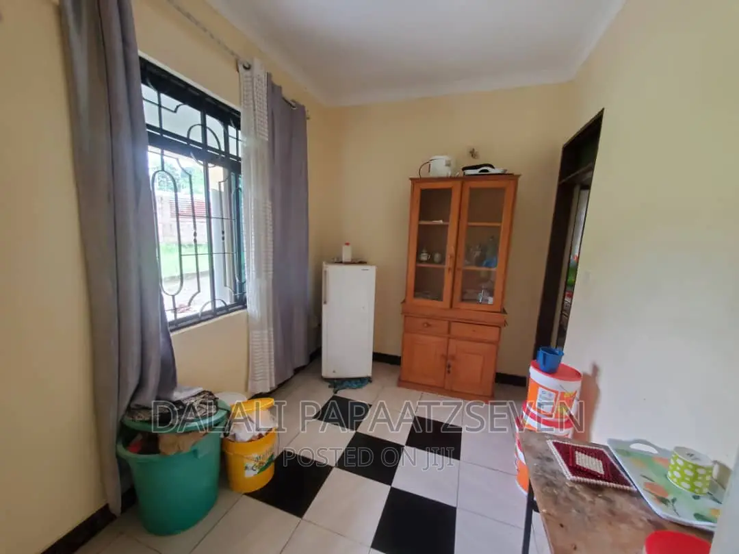 3bdrm House in Dalalipapaatzseven, Kimara for rent