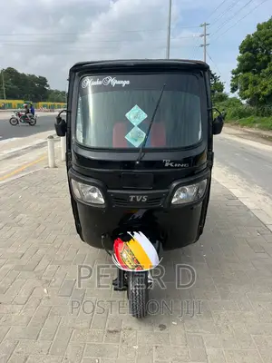 TVS King Cargo 2023 Beige