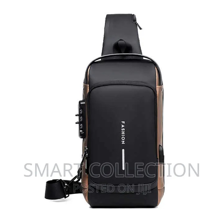 Fashionable Multi Pockets Waterproof Crossbody Bag