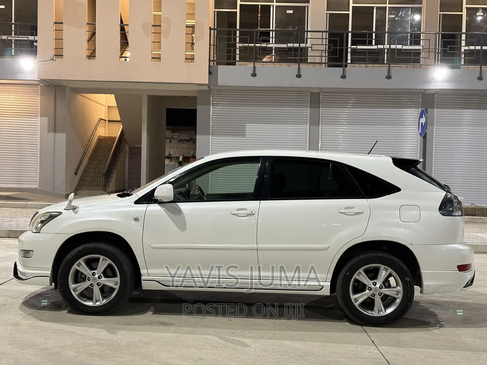 Toyota Harrier 2004 White
