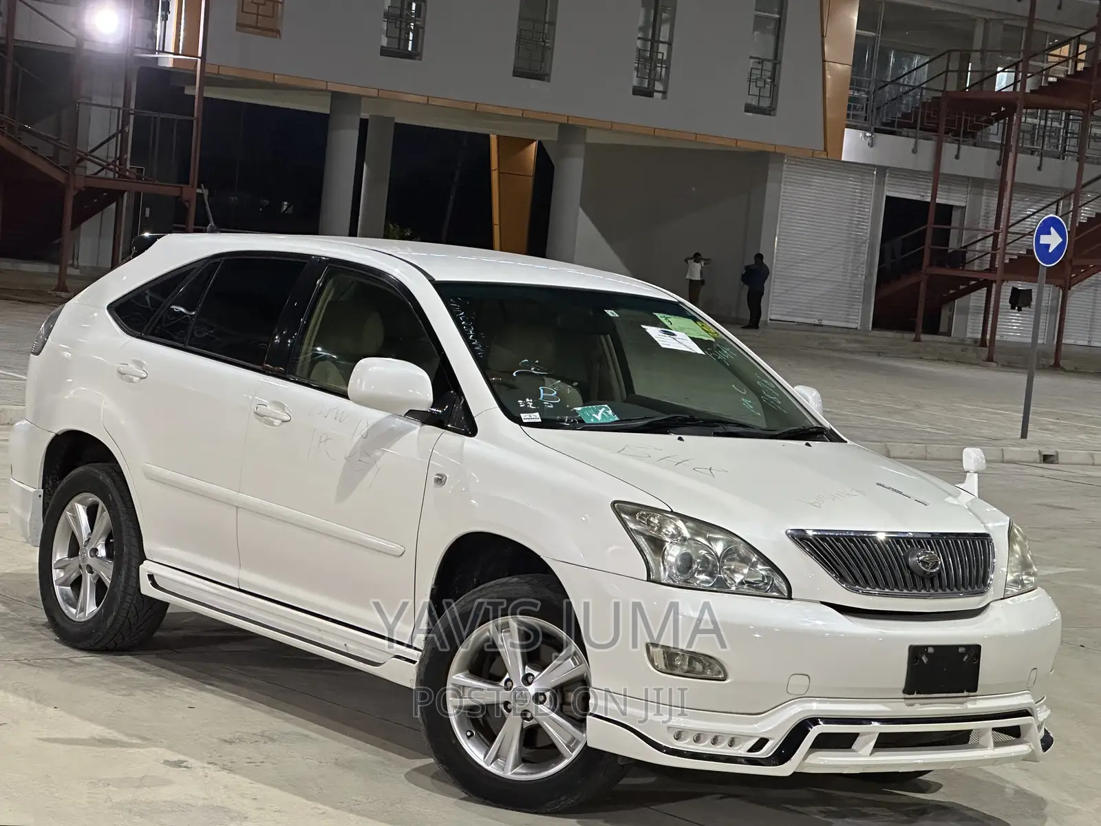 Toyota Harrier 2004 White