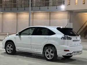 Toyota Harrier 2004 White