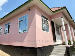 3bdrm House in Goba for sale