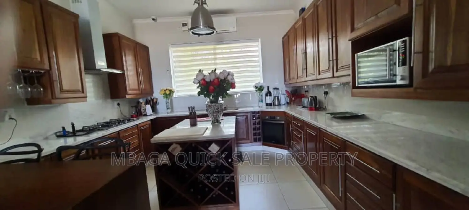 4bdrm House in Kunduchi for sale
