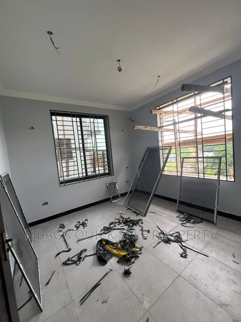 3bdrm Apartment in Makongo Ccm, Sinza for rent