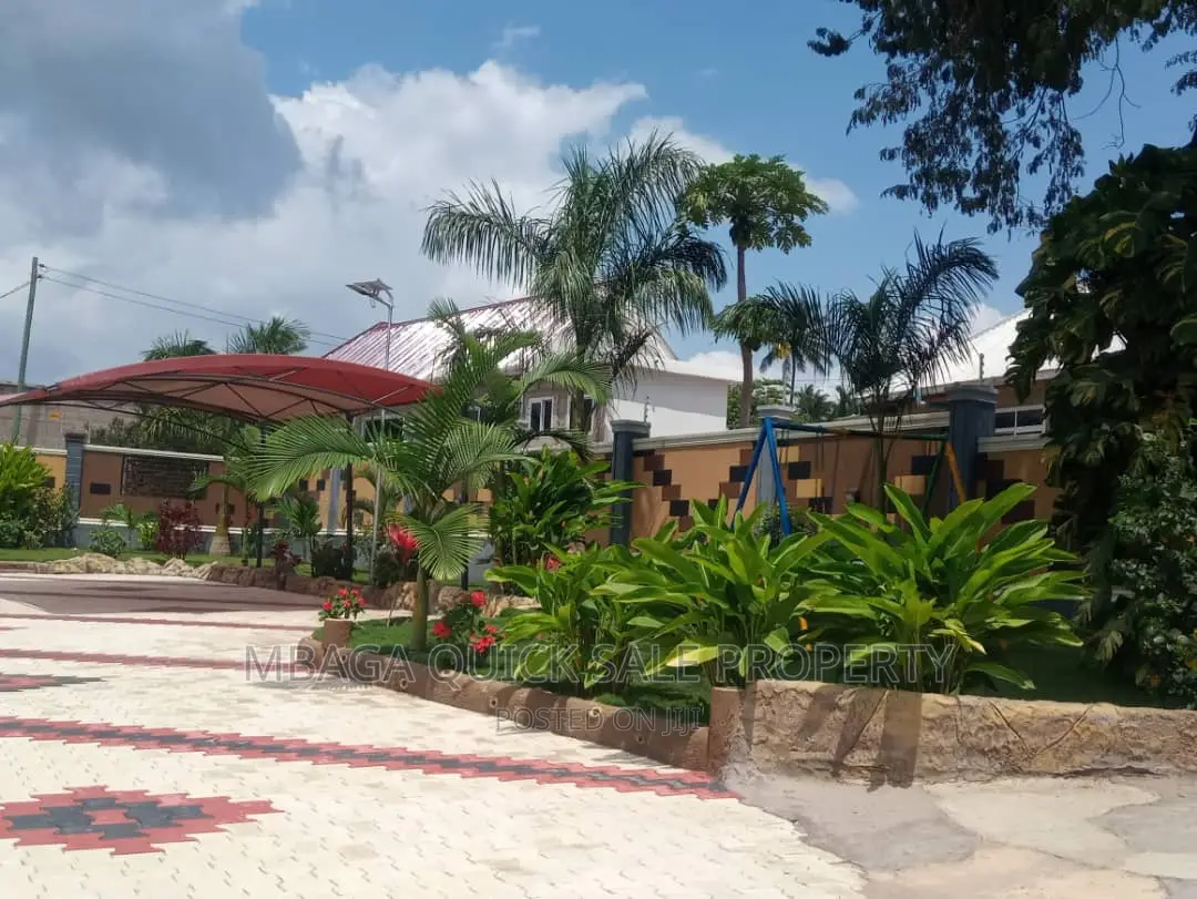 Furnished 5bdrm House in Madale, Bunju for rent