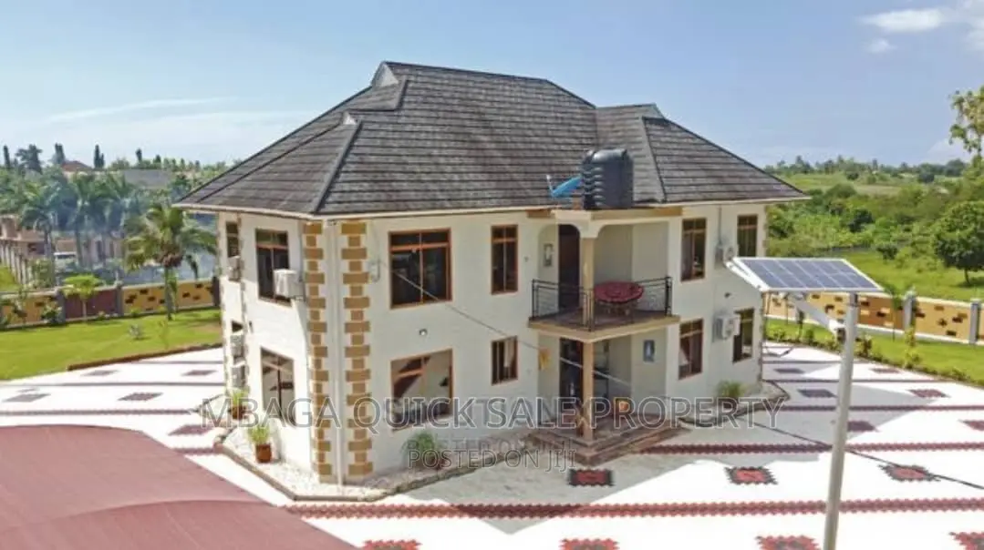 Furnished 5bdrm House in Madale, Bunju for rent