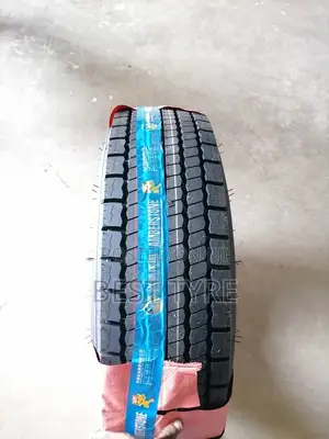 Amberstone Tyre 265/70r19.5